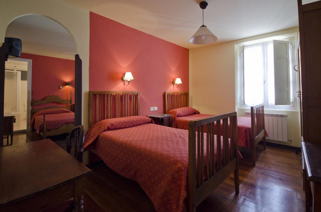 Hostal Ayestaran I Lekunberri Exterior foto